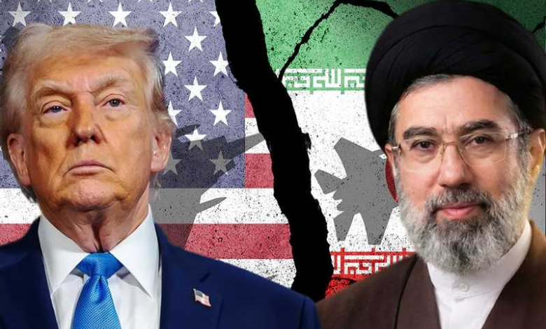 الرئيس الأمريكي والمرشد الإيراني